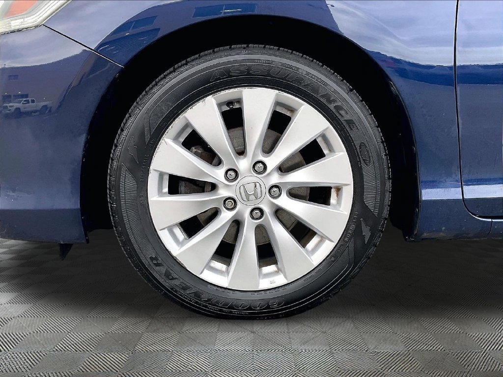 Used 2015 Blue Honda EX image 7
