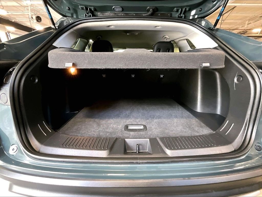 Used 2025 Gray Chevrolet LT image 17