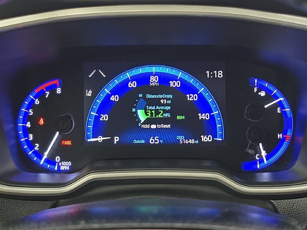 Certified Used 2020 White Toyota XLE image 26