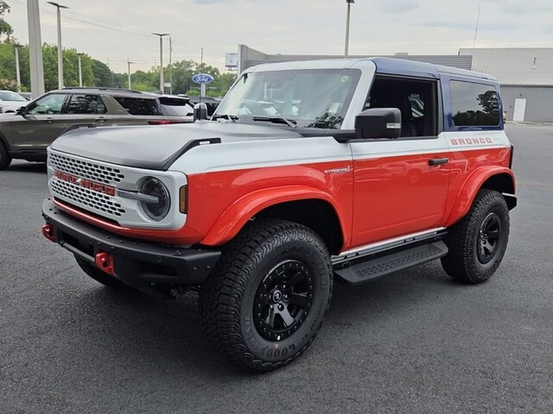 New 2025 Oxford White Ford Stroppe Edition image 3