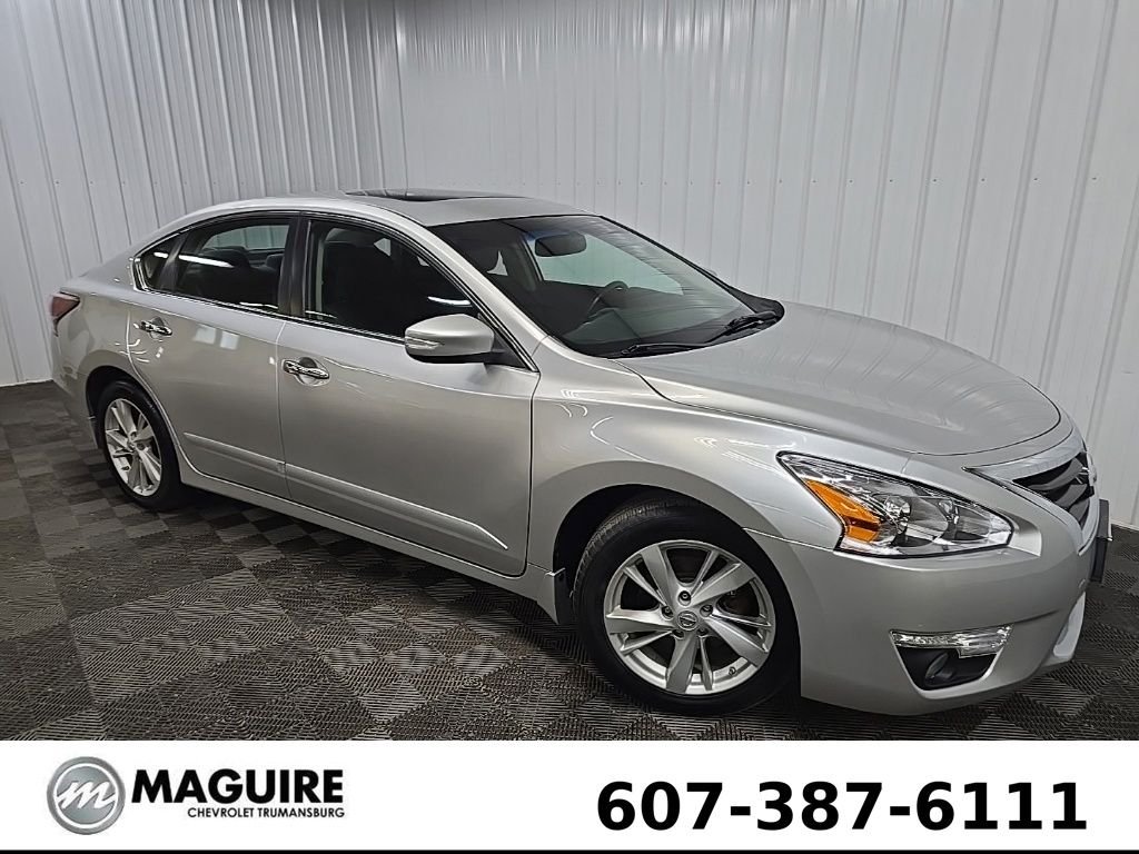 Used 2015 Silver Nissan 2.5 SV image 7