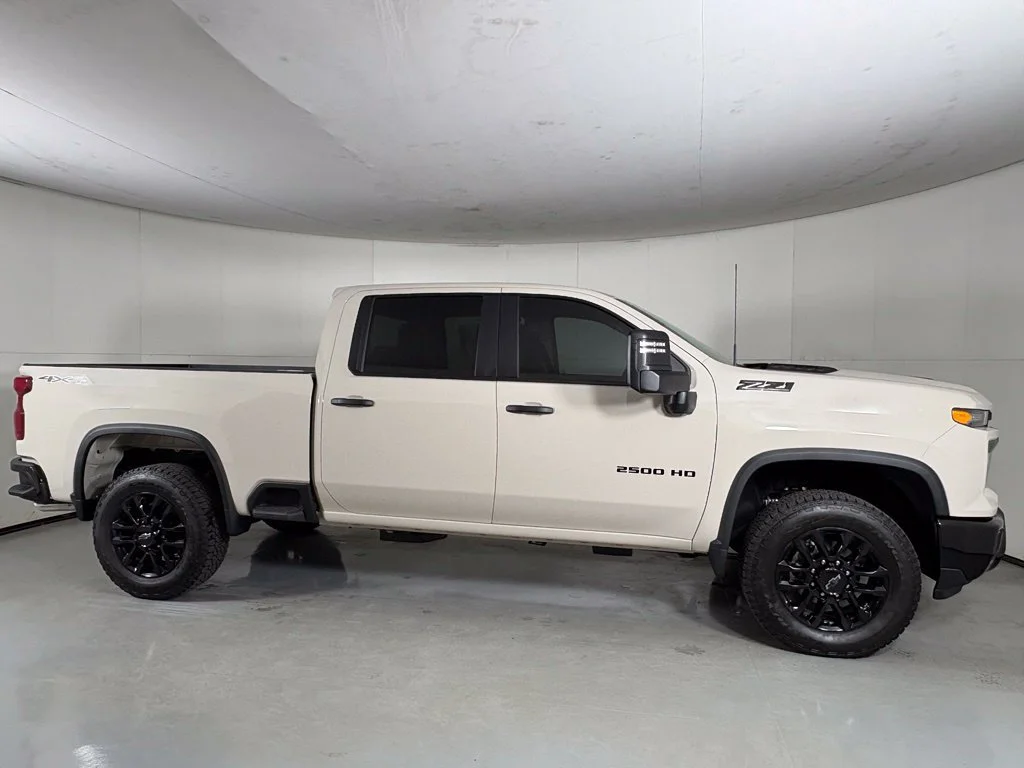 New 2026 White Sands Chevrolet Custom image 11