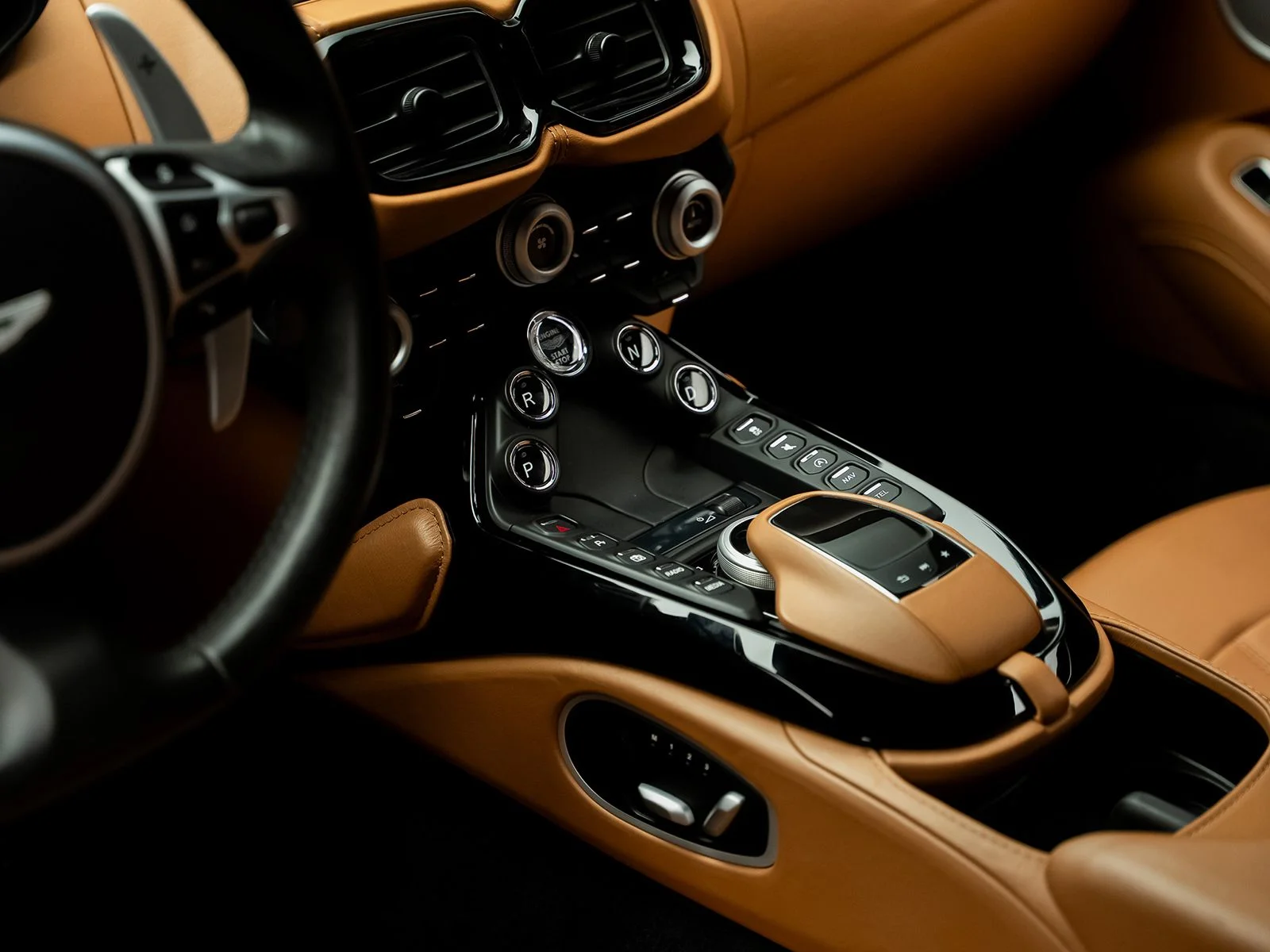 Used 2020 Red Aston Martin Base image 52