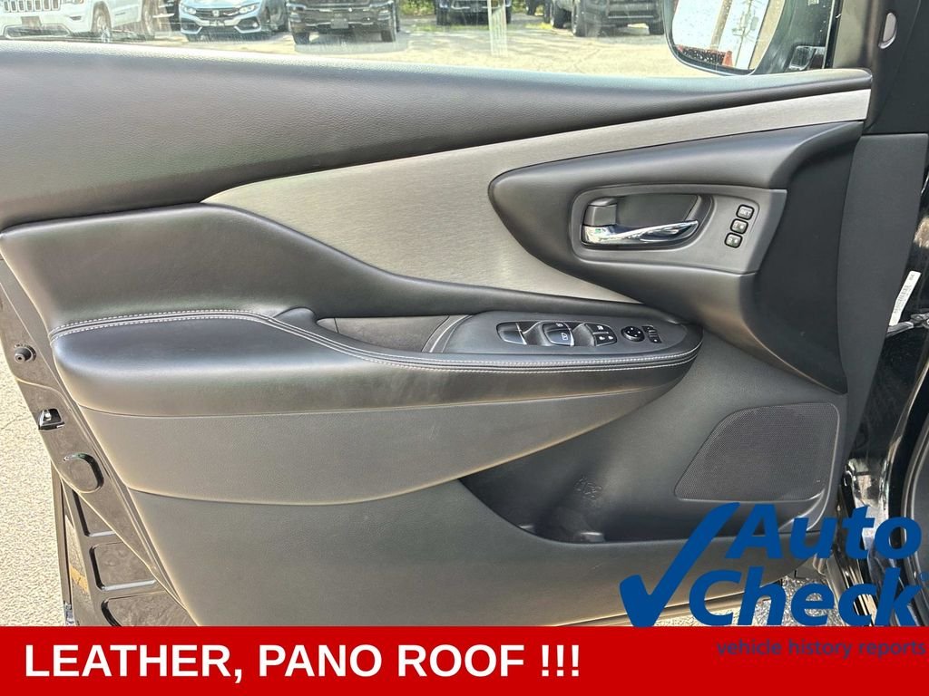 Used 2020 Black Nissan SL image 22