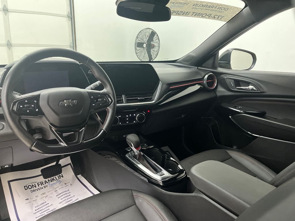 Used 2024 Yellow Chevrolet 2RS image 14
