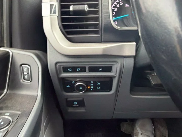 Used 2022 Gray Ford XLT image 15