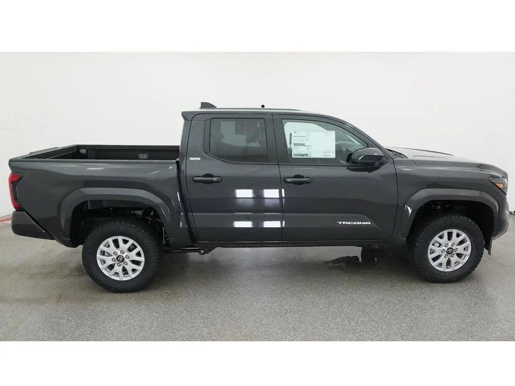 New 2026 Underground Toyota SR5 image 11