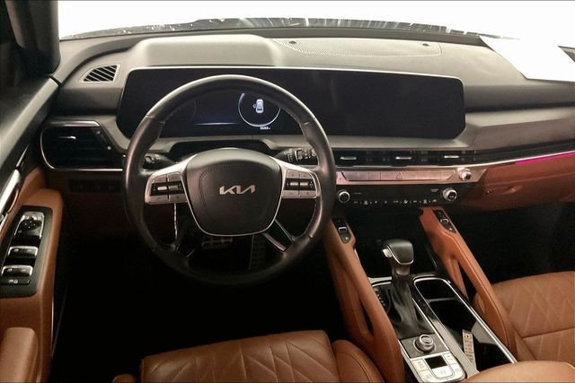 Used 2023 Green Kia SX X-Line image 4