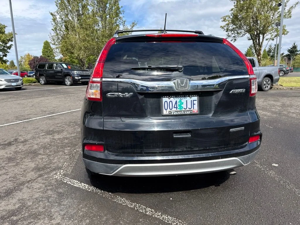 Used 2016 Crystal Black Pearl Honda Touring image 6