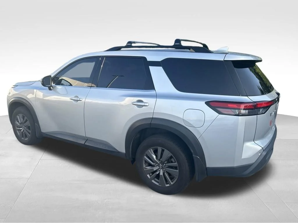 Used 2023 Silver Nissan SV image 2