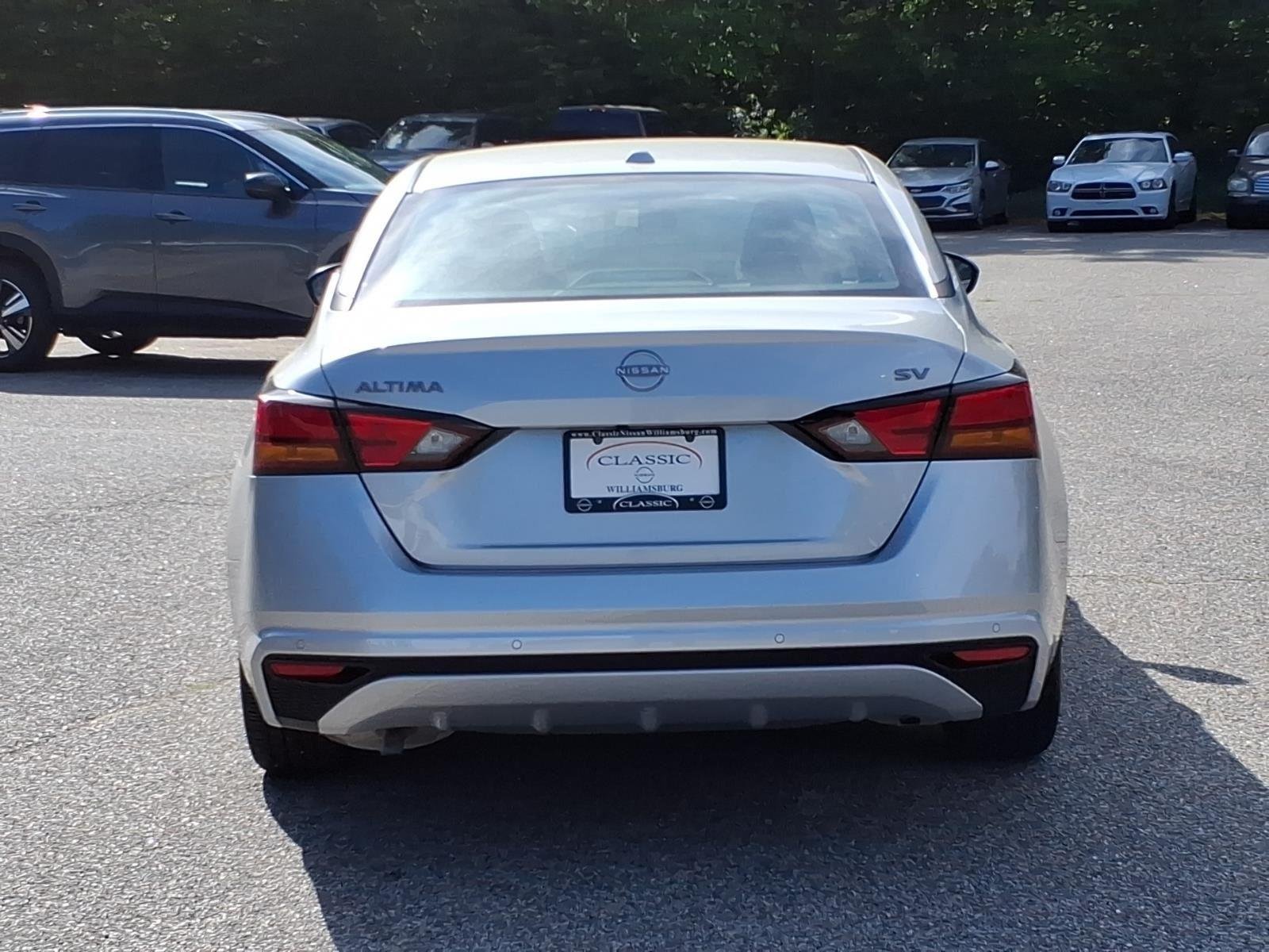 Used 2024 Brilliant Silver Metallic Nissan 2.5 SV image 8