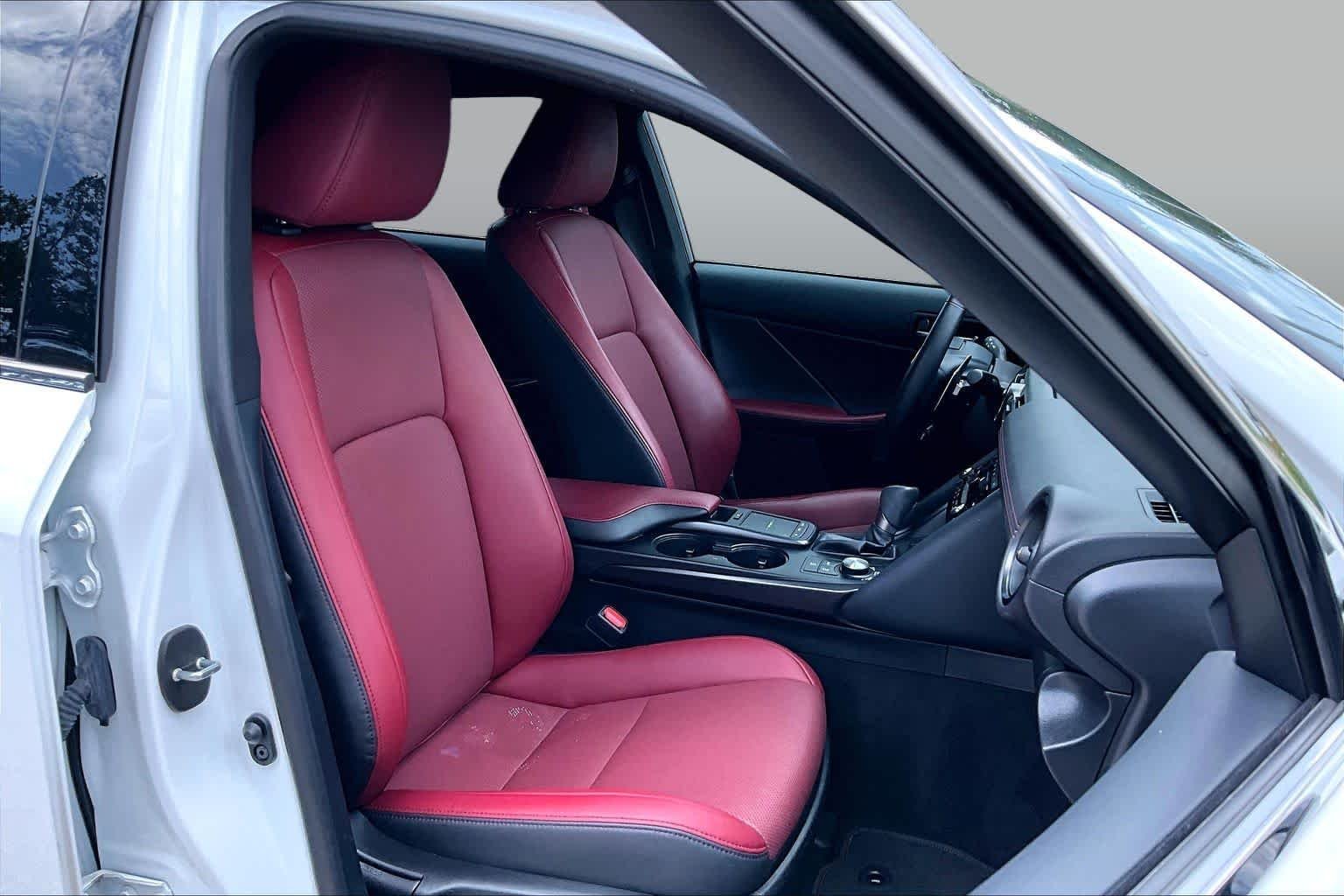 Used 2024 Ultra White Lexus F SPORT Design image 9