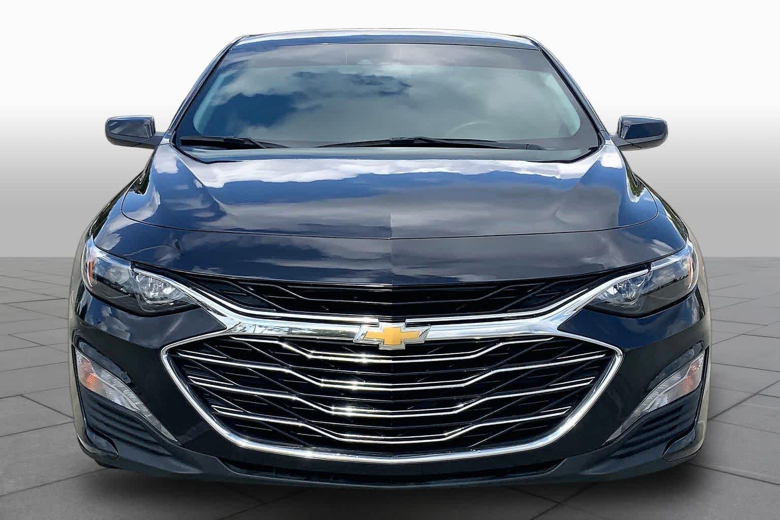 Used 2023 Dark Ash Metallic Chevrolet LT image 4
