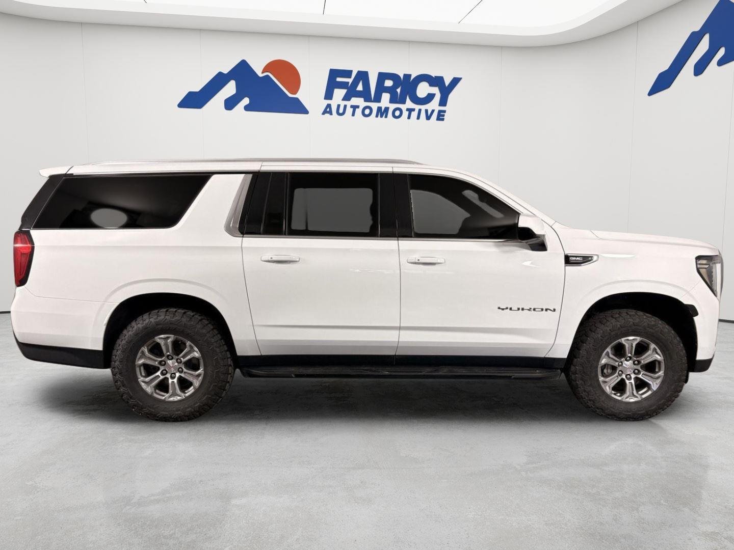 Used 2022 Summit White GMC SLE image 9