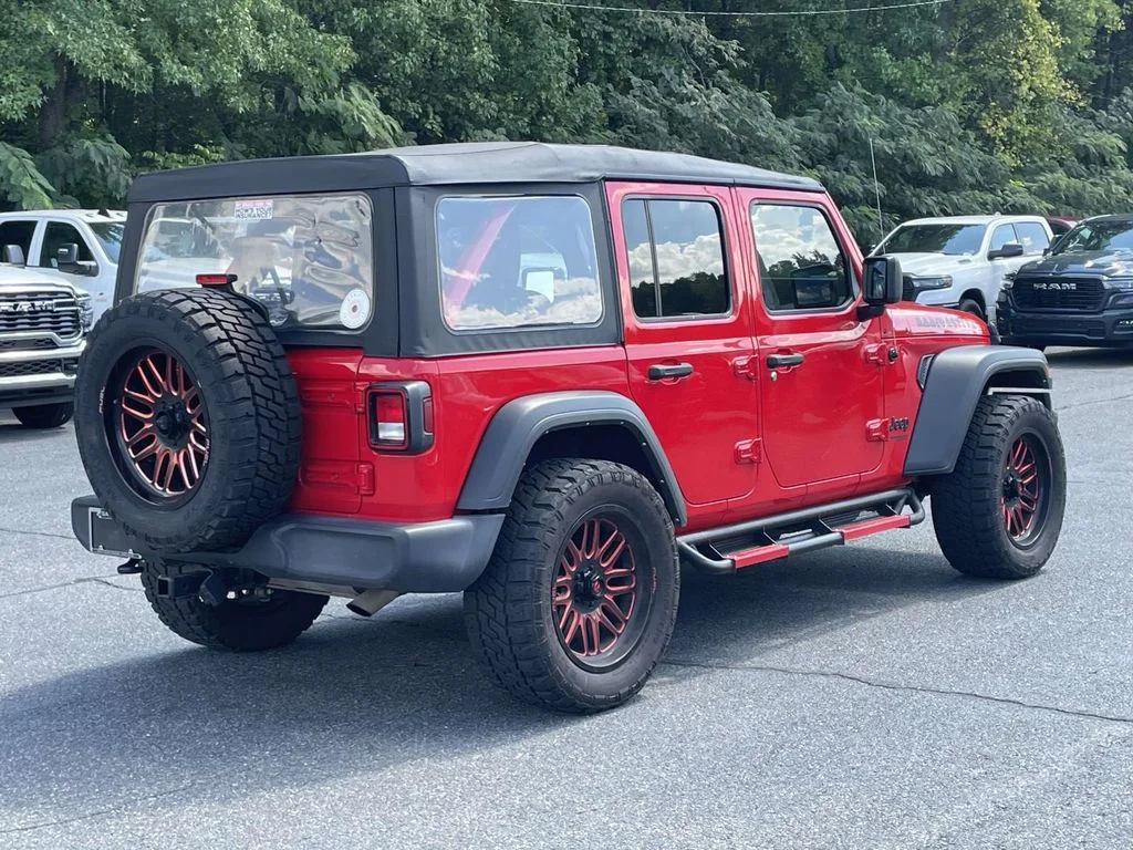 Used 2022 Red Jeep Unlimited Sport image 8