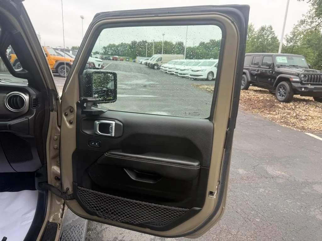Certified Used 2020 Green Jeep Overland image 64