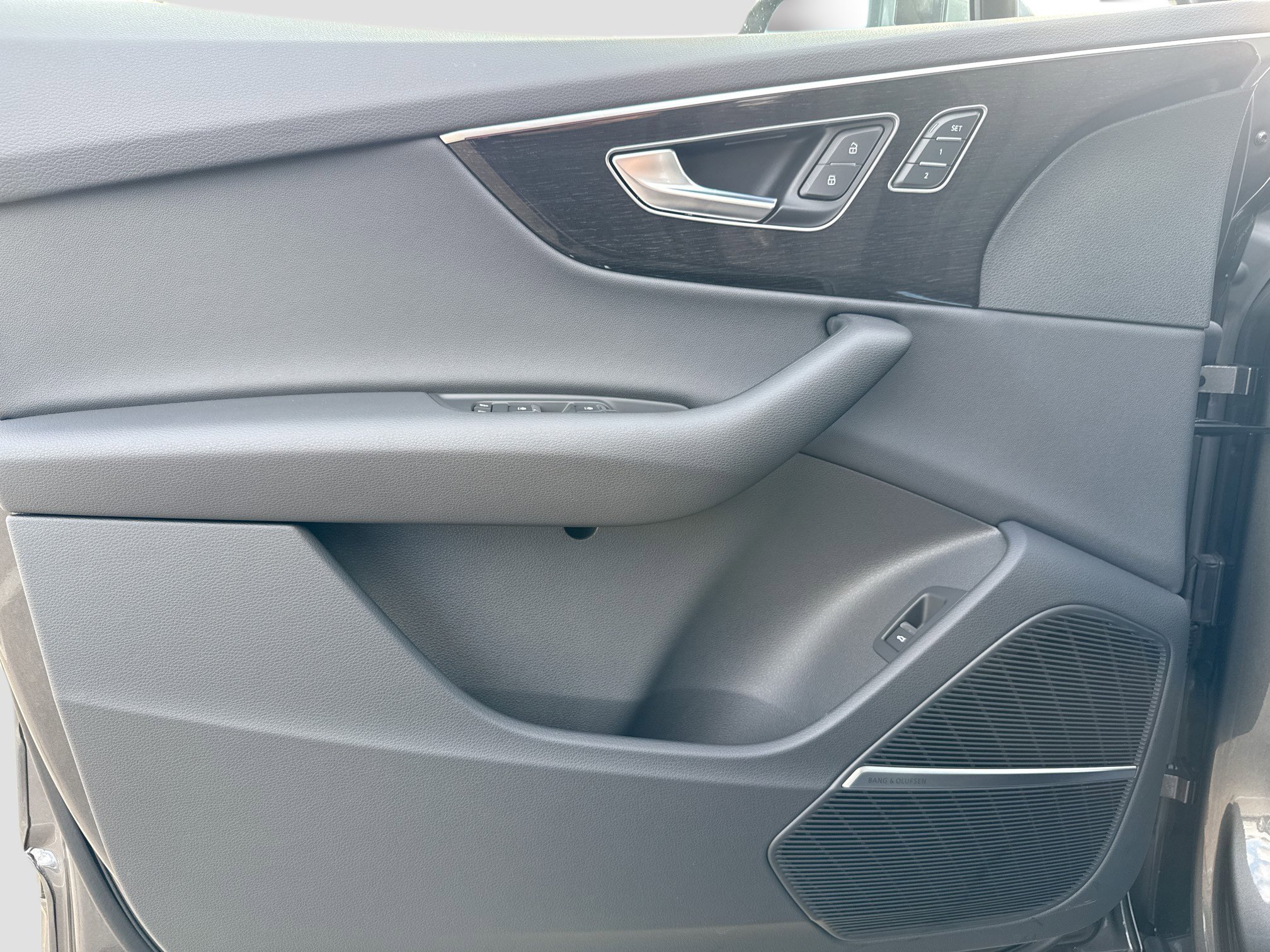 New 2026 Samurai Gray Metallic Audi Premium image 23