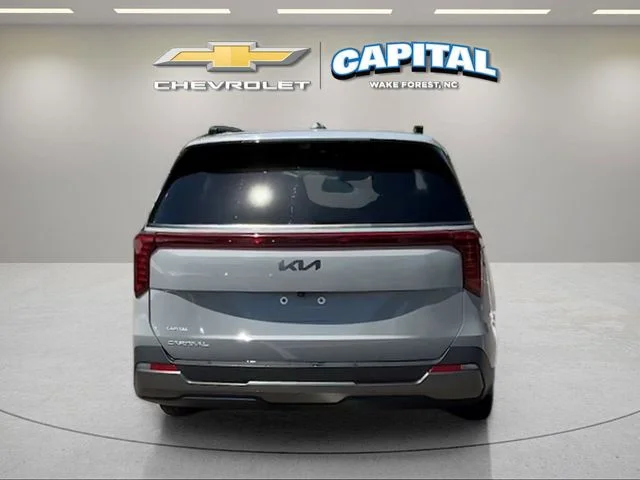 Used 2025 White Kia SX Prestige image 5