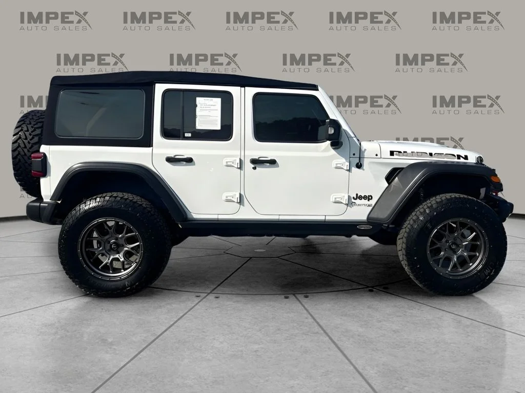 Used 2018 White Jeep Unlimited Rubicon image 6