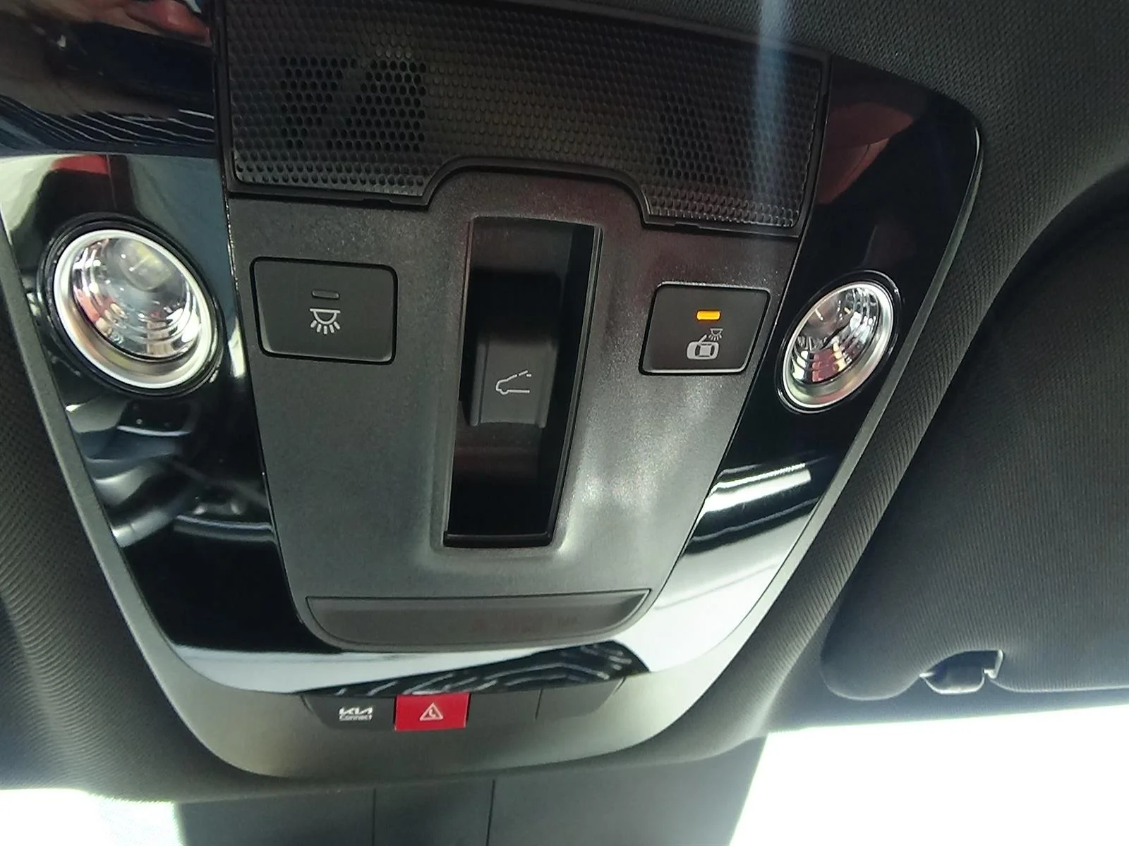 Used 2025 Steel Matte Gray (klm) Kia GT-Line image 31