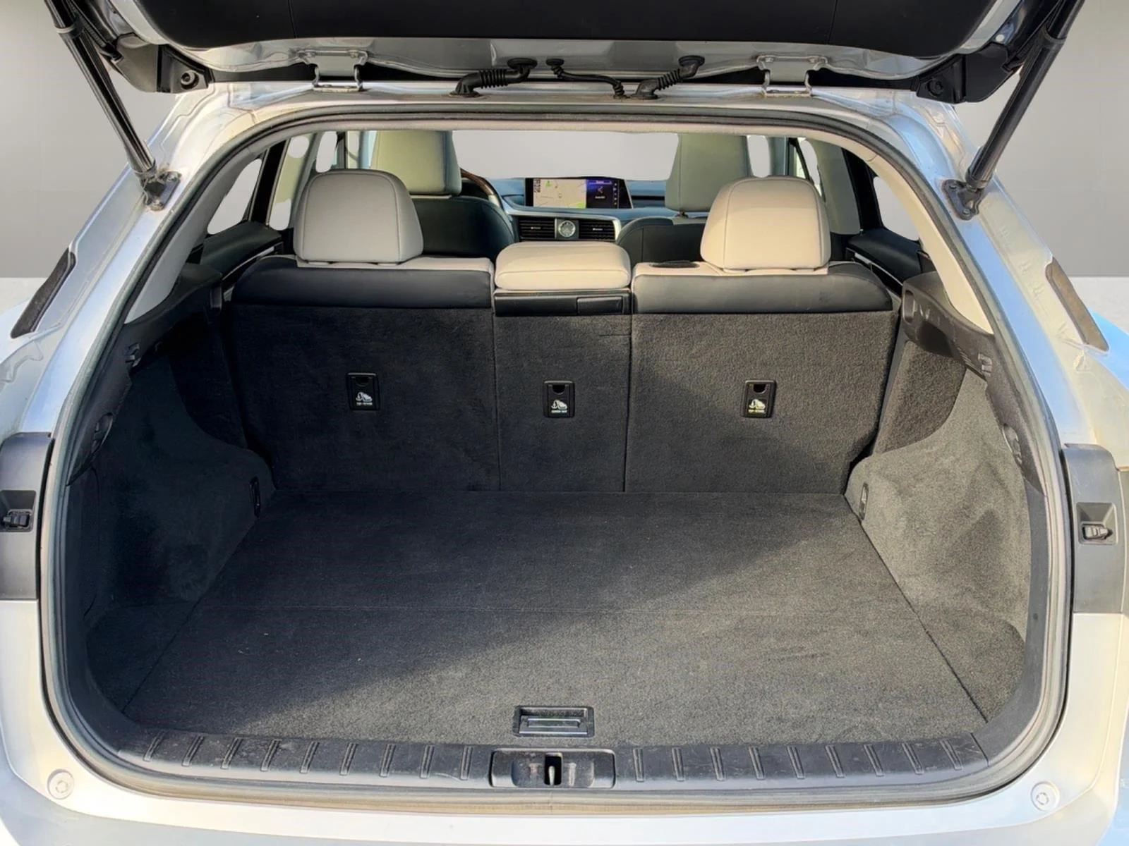 Used 2017 Silver Lining Metallic Lexus RX 350 image 5