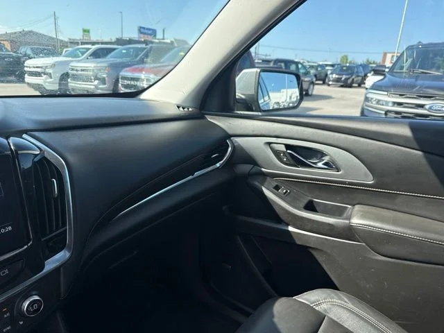 Used 2021 Gray Chevrolet LT Leather image 22
