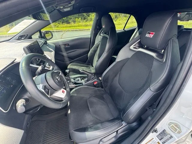 Used 2024  Toyota Premium image 14
