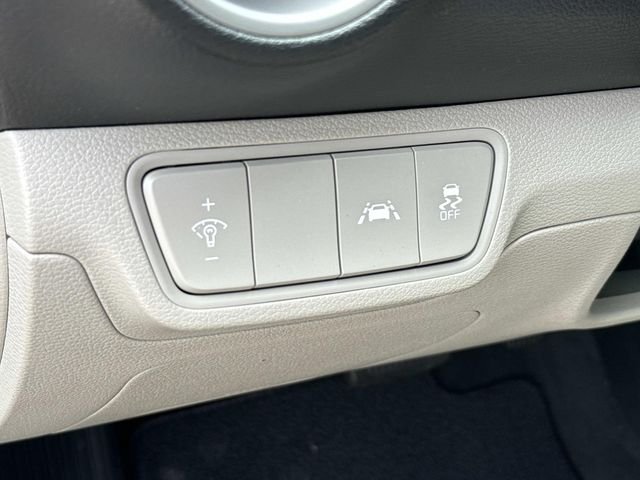 Used 2021 Gray Kia LXS image 27