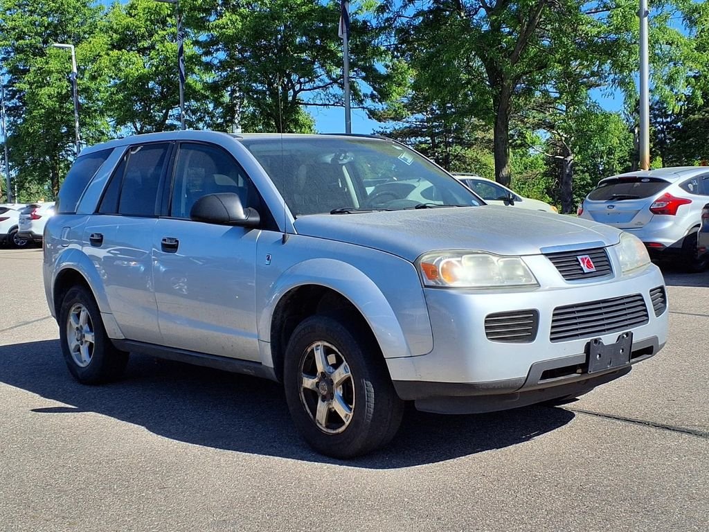 Used 2007 Silver Saturn Base image 3