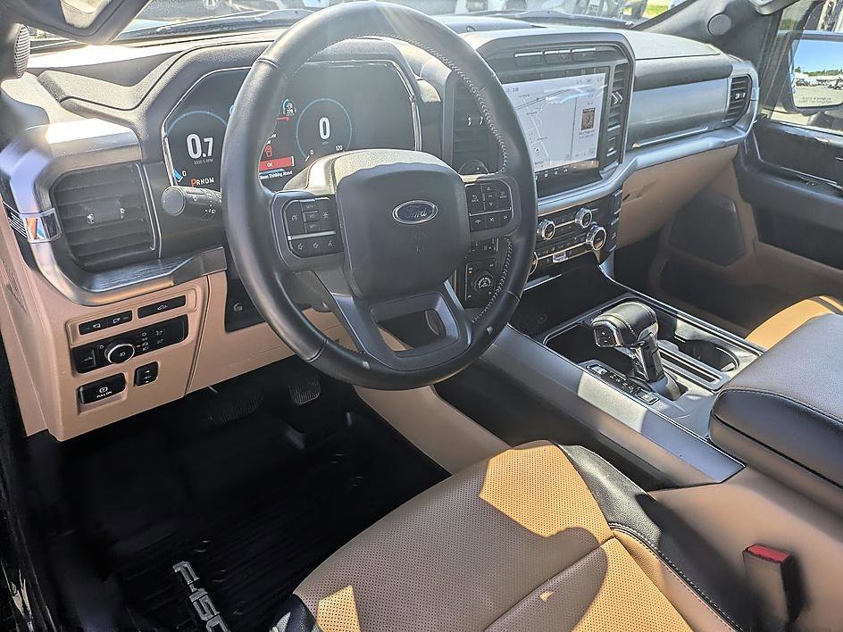 Used 2023 Antimatter Blue Metallic Ford LARIAT image 12