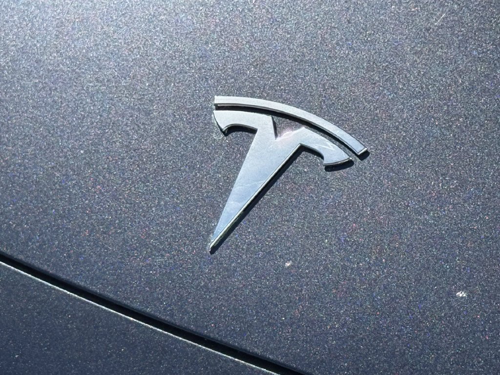 Used 2024 Blue Tesla Long Range image 4