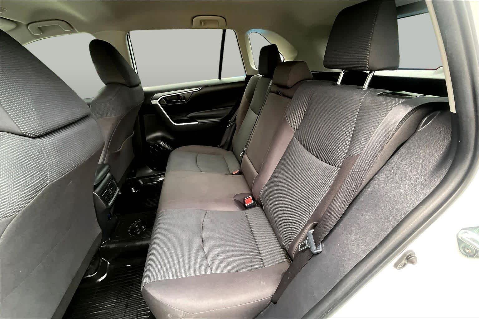 Used 2023 Ice Cap Toyota LE image 19