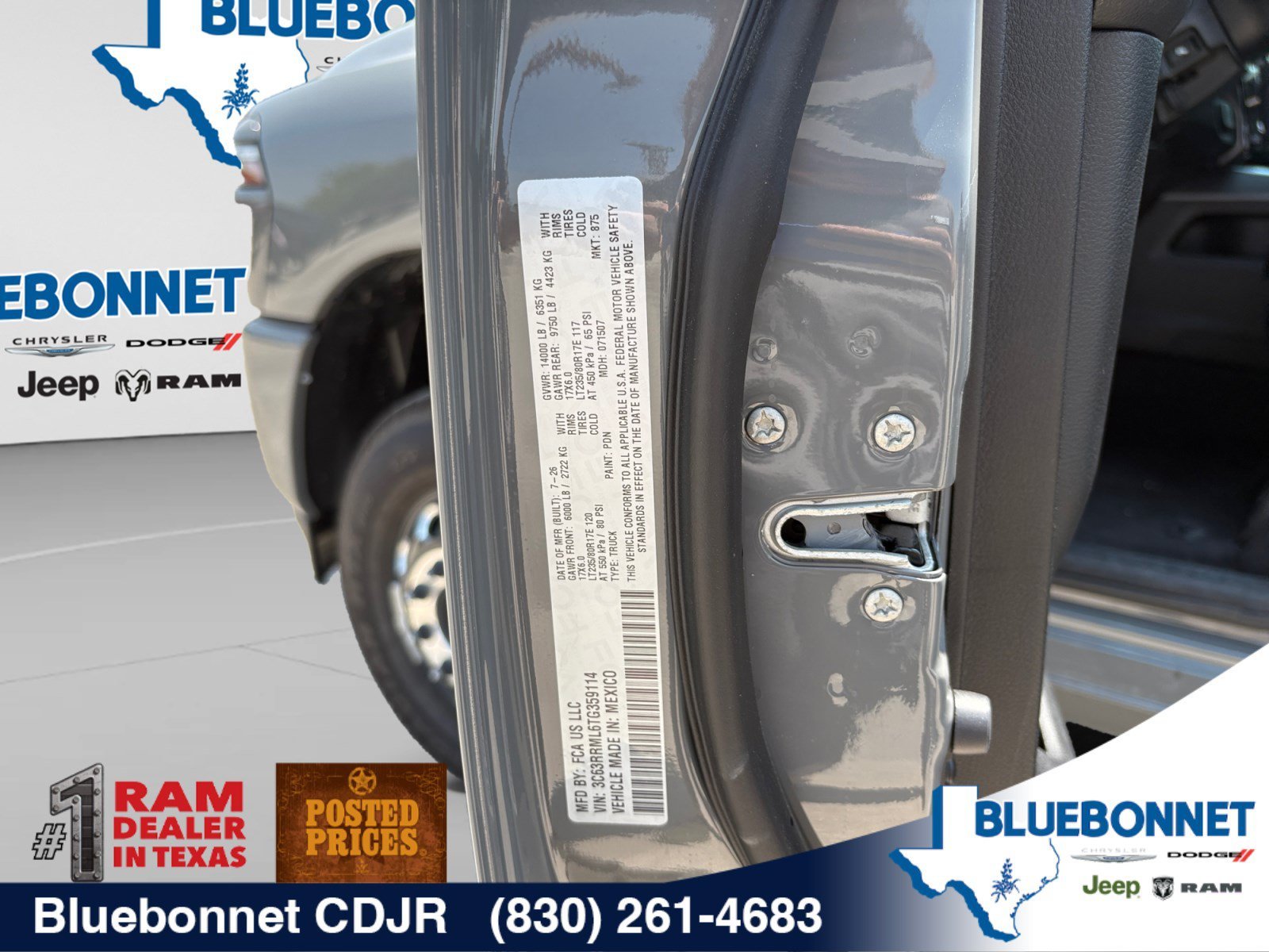 New 2026 Ceramic Gray Clear-Coat Exterior Paint RAM Laramie image 23