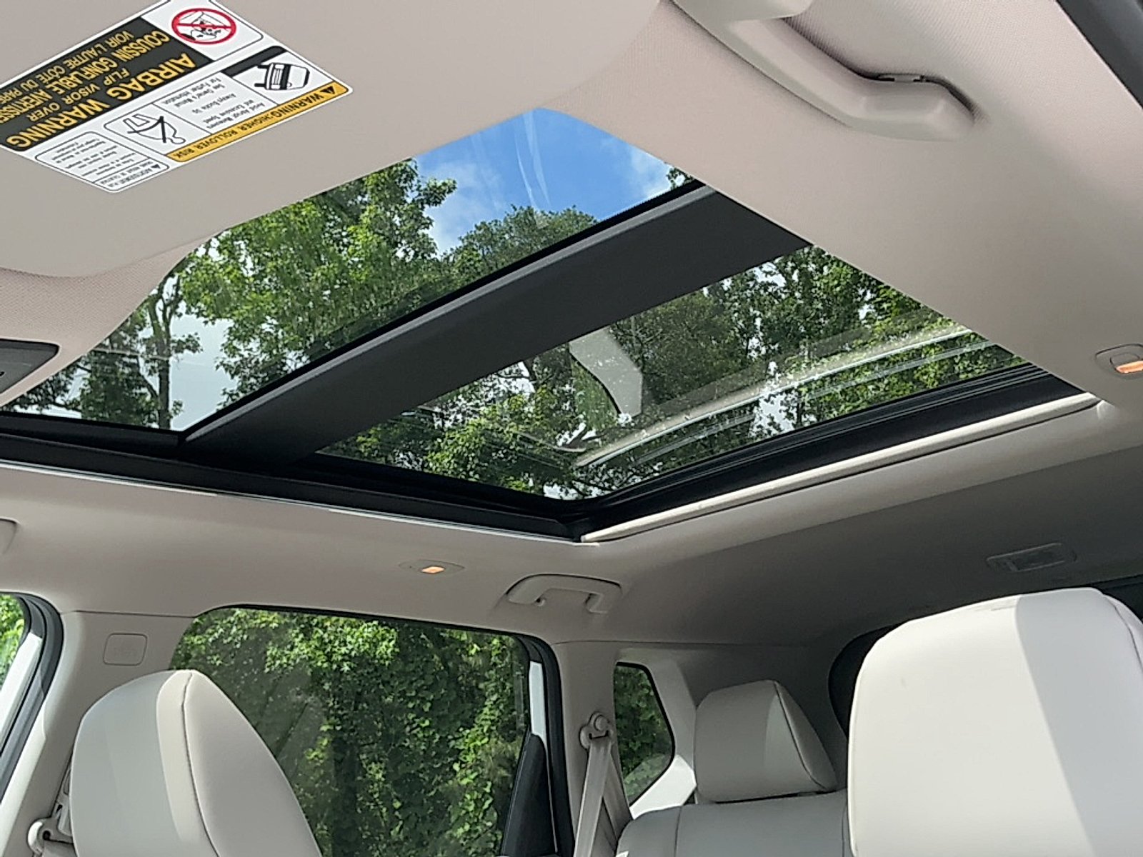 New 2026 Everest White Pearl Tricoat Nissan Dark Armor image 7
