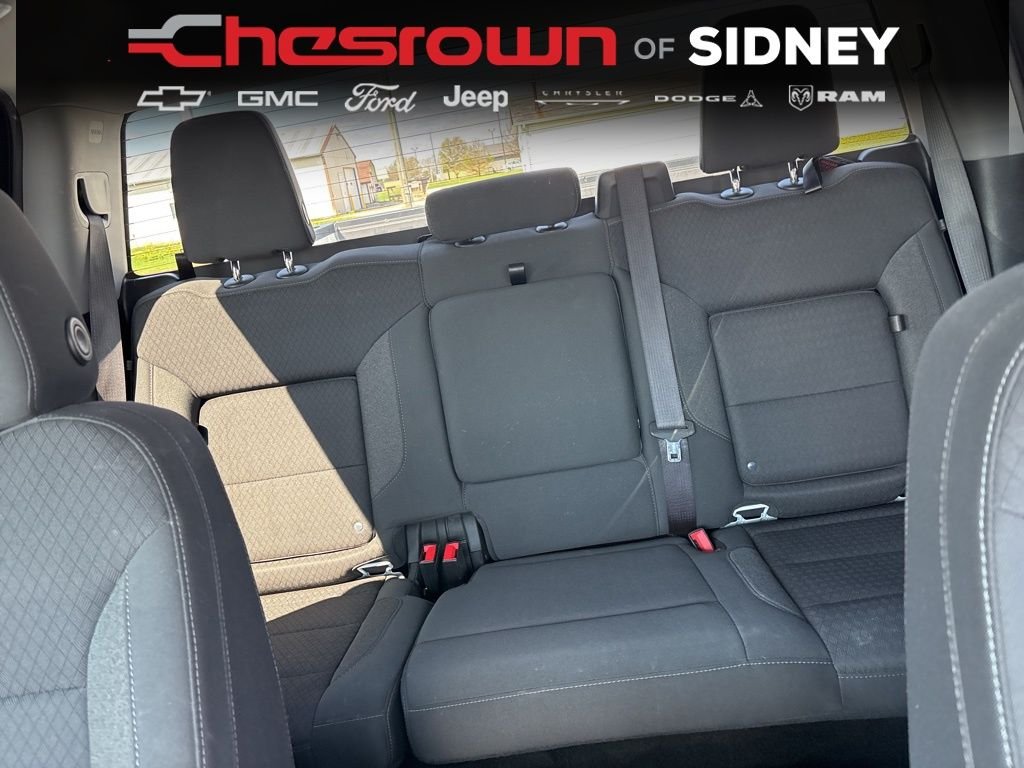 Used 2023 Summit White GMC Elevation image 25