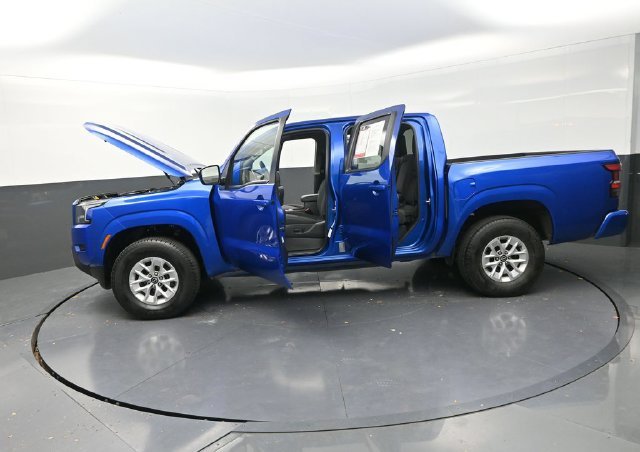 Used 2024 Blue Nissan SV image 41
