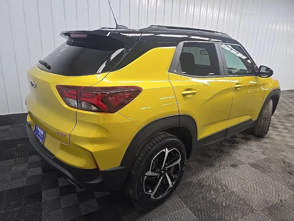 Used 2023 Nitro Yellow Metallic Chevrolet RS image 10