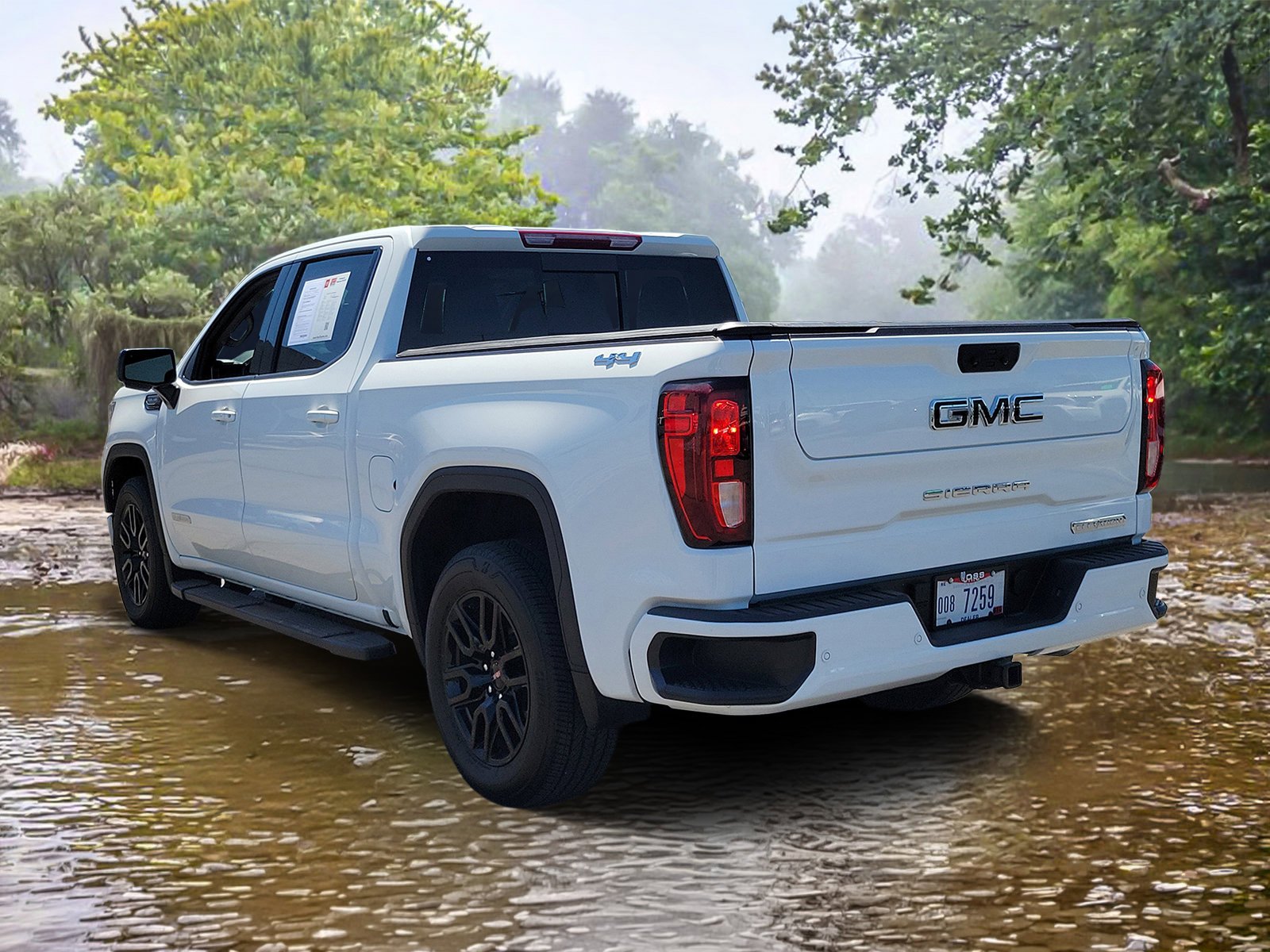 Used 2025 Summit White GMC Elevation image 3