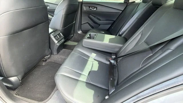 2024 Honda Accord Hybrid EX-L - Photo 16