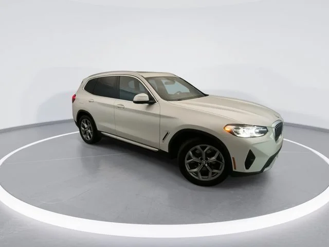 Used 2024 White BMW sDrive30i image 6