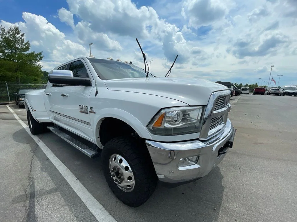 Used 2018 White Ram Laramie image 6
