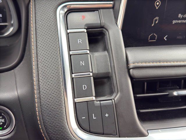 Used 2023 Onyx Black GMC AT4 image 14