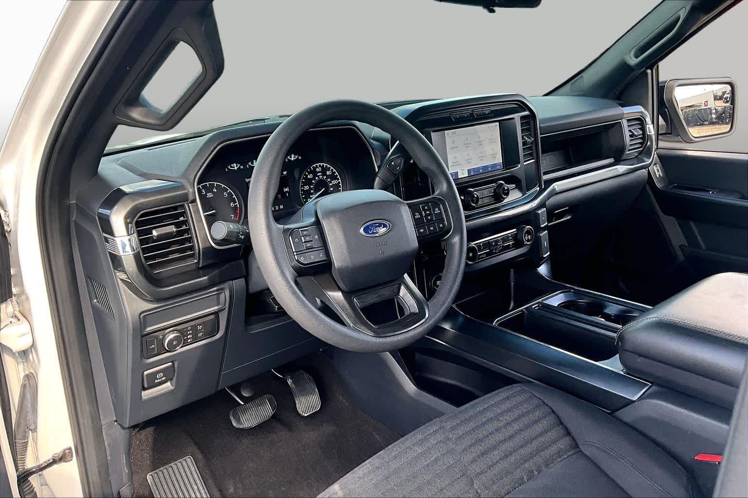 Used 2022 Oxford White Ford XL image 18