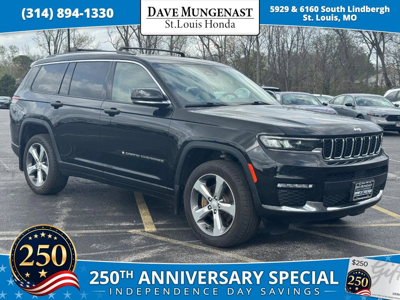 Used 2022 Diamond Black Crystal Pearl Coat Jeep Limited image 1