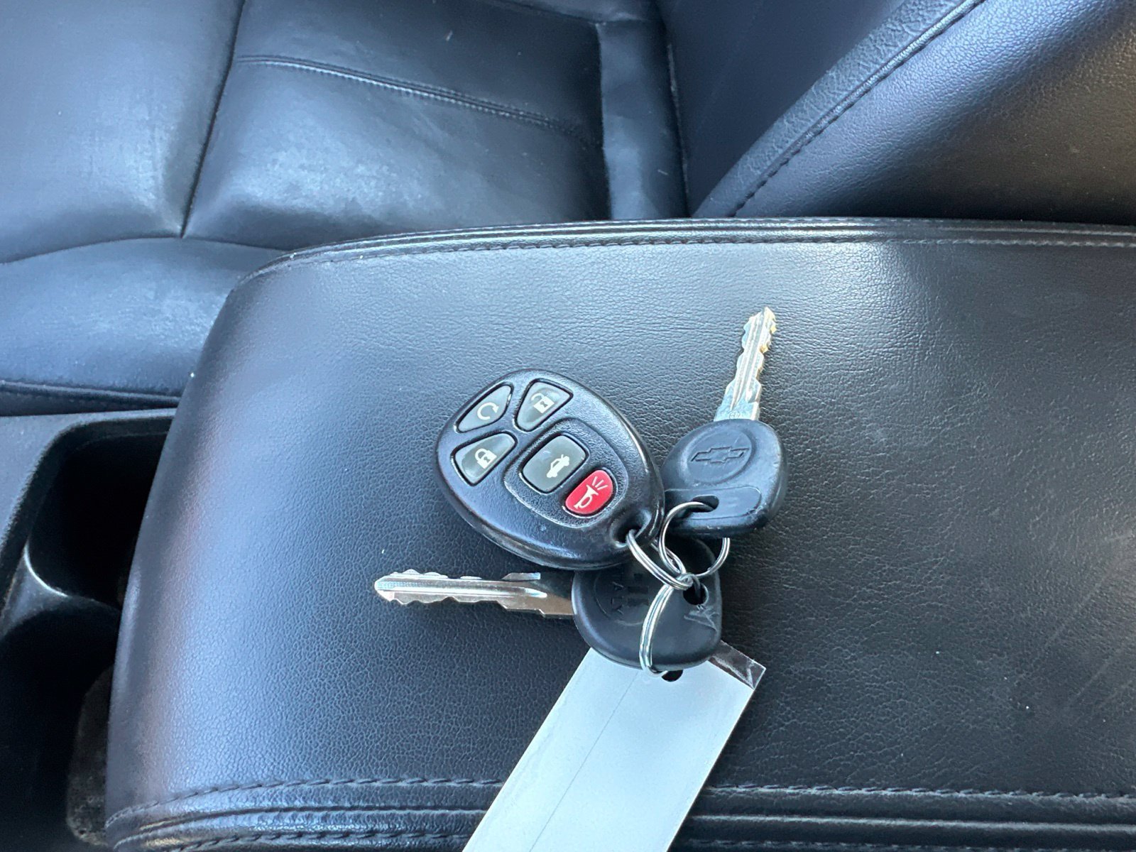 Used 2010 Red Chevrolet LT image 7