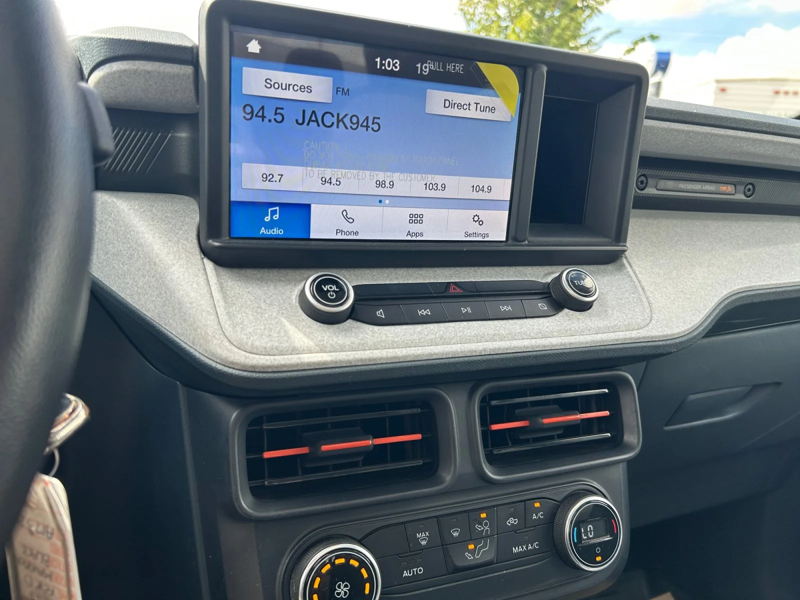 Used 2022 BLACK Ford XLT SuperCrew   AWD image 22