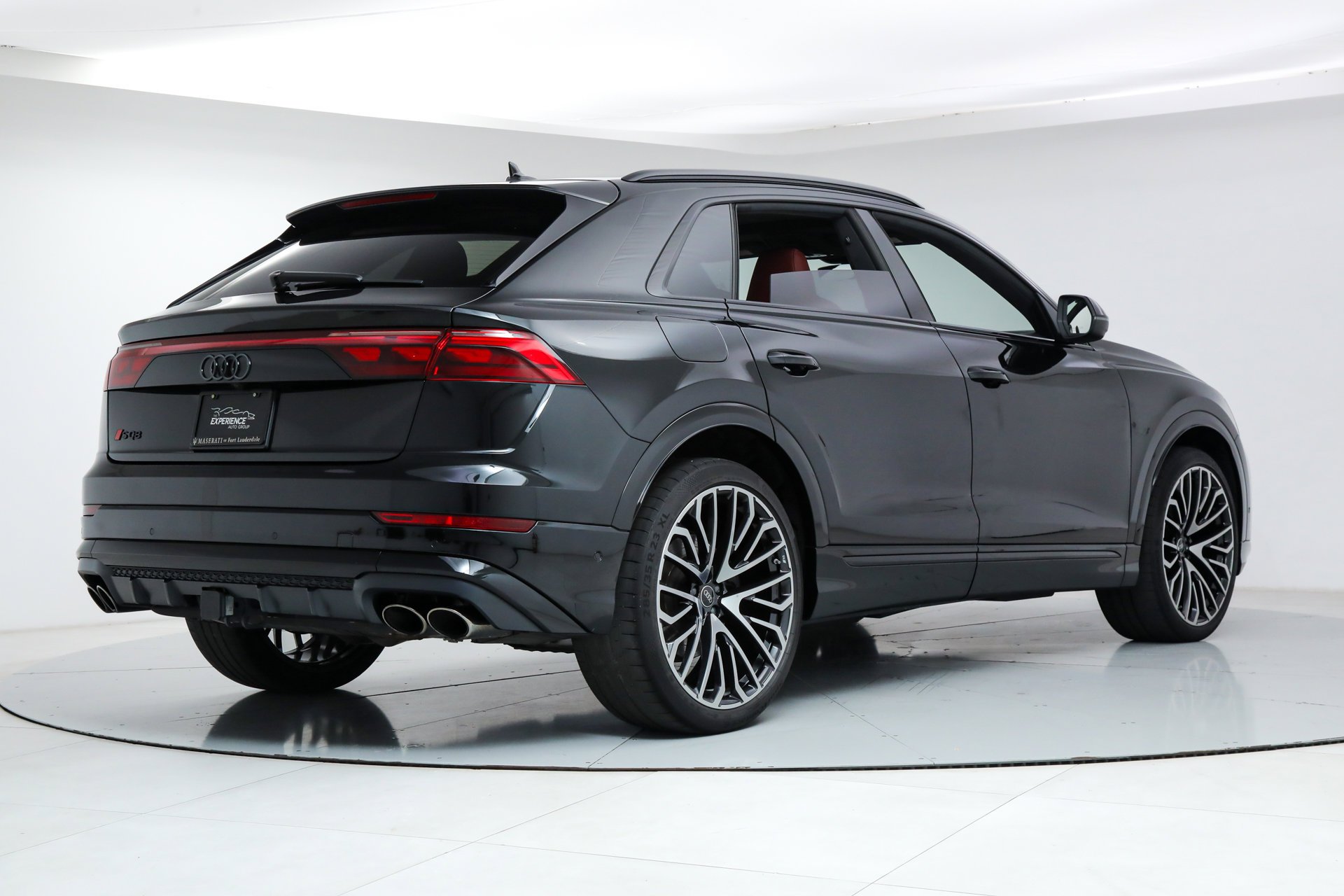 2024 Audi SQ8 Prestige photo 3