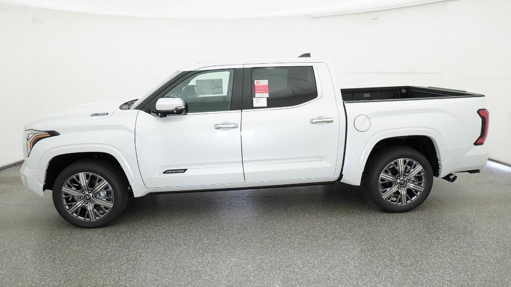 New 2026 Wind Chill Pearl Toyota Capstone image 18