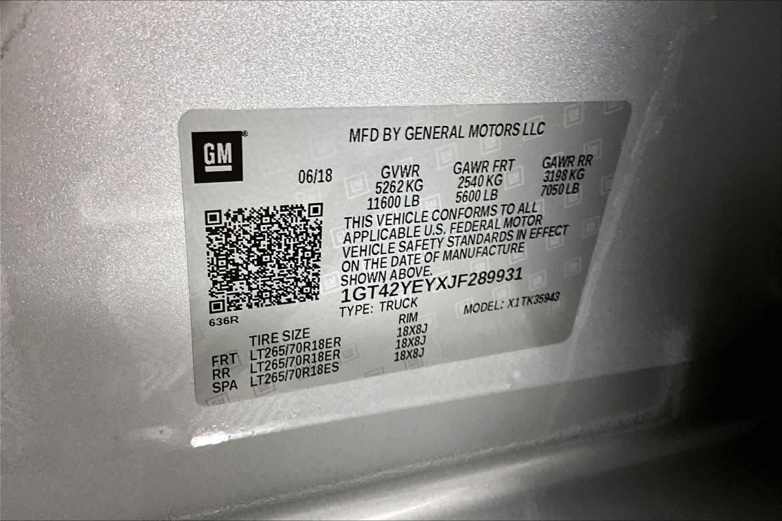 Used 2018 Quicksilver Metallic GMC Denali image 36
