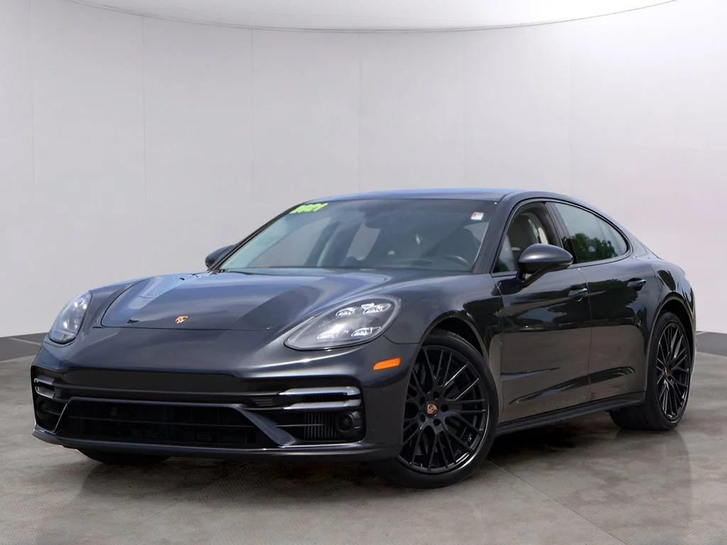 2021 Porsche Panamera Turbo S's photo